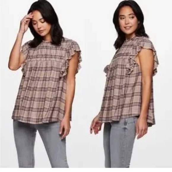 BeachLunchLounge Lori Flutter Sleeve Plaid Top size XS tan black - Picture 1 of 9
